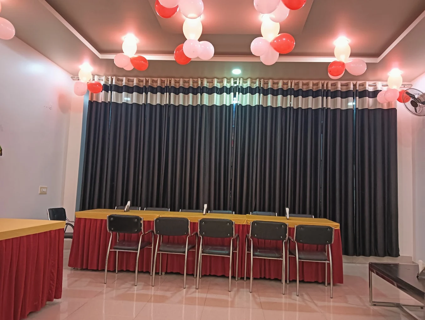 Party Hall image 1